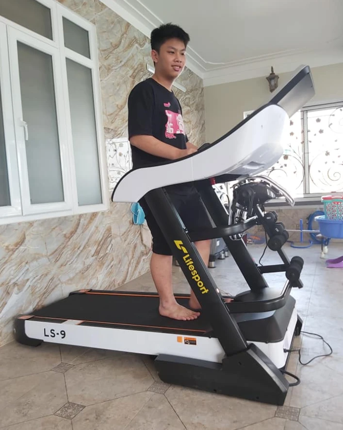 cach-mua-may-chay-bo-dien-qua-toc-do-do-doc