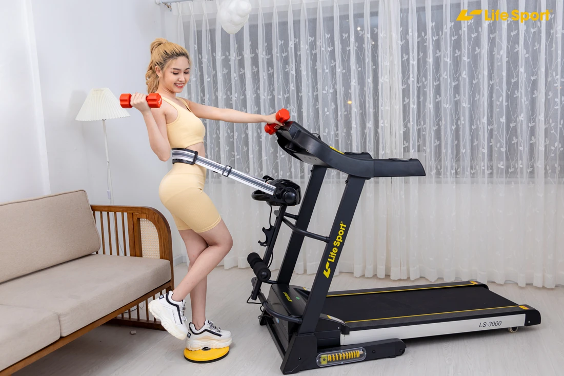 Công dụng của máy chạy bộ đa năng Lifesport