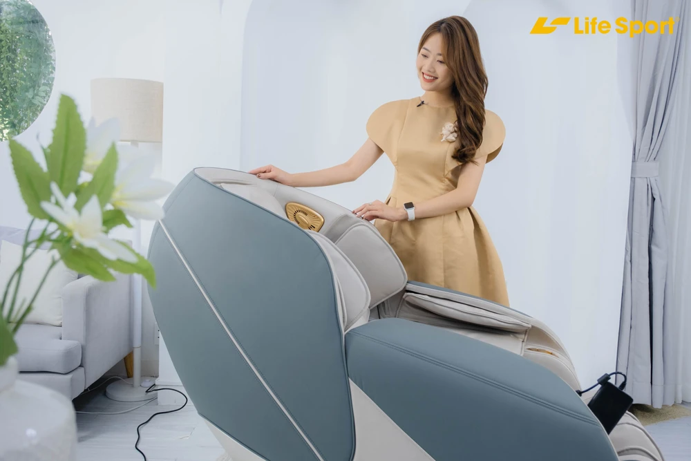 ghế massage Lifesport tại Long An