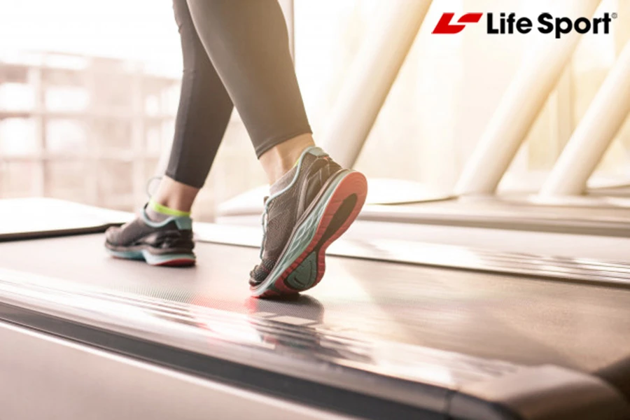 Máy tập thể dục có tác dụng tốt trong việc giảm cân