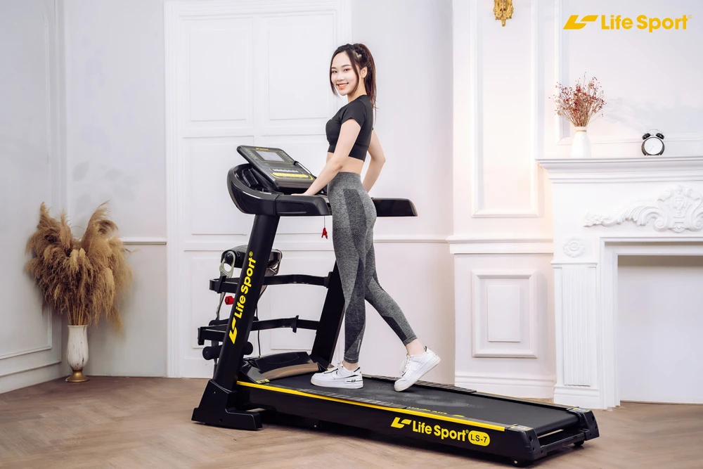 Máy chạy bộ đa năng hỗ trợ tăng cường hệ miễn dịch