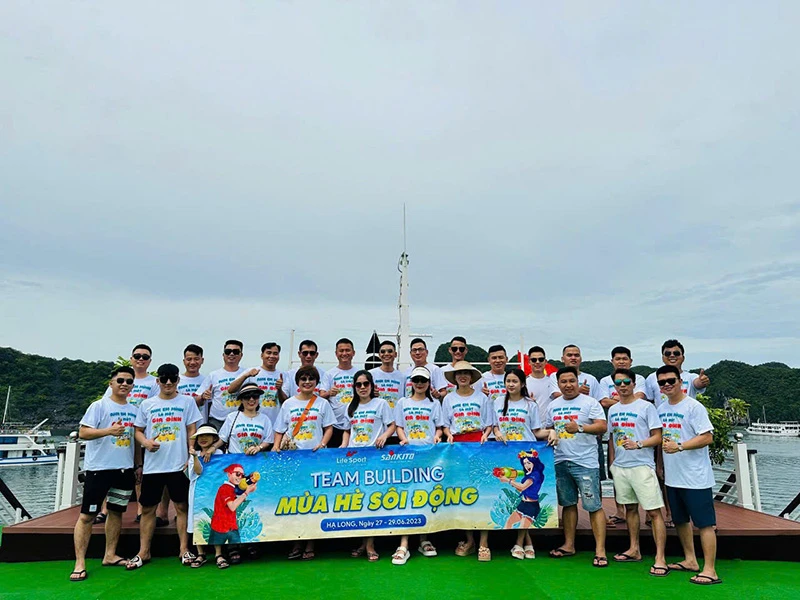 Tham quan Hạ Long cùng Lifesport