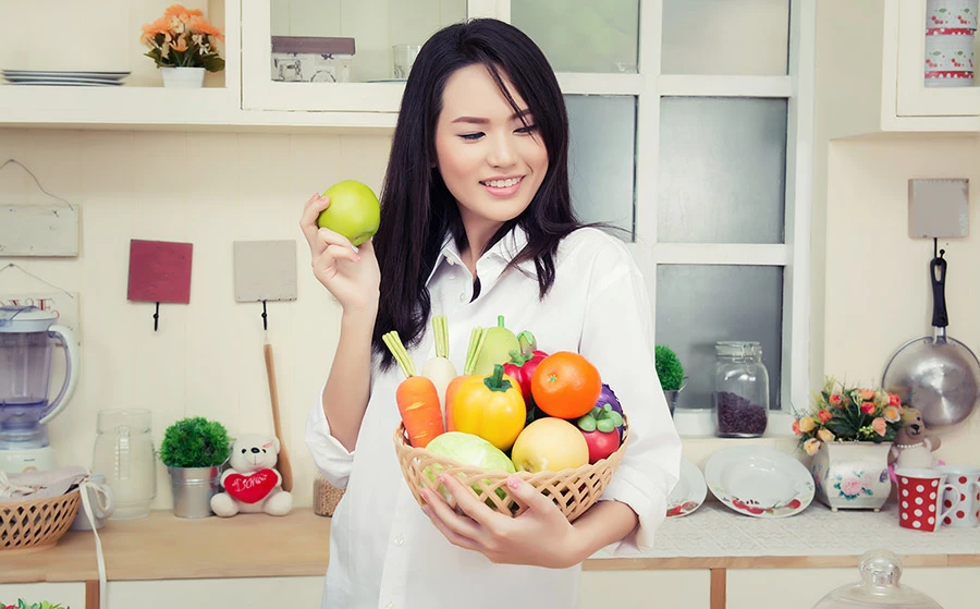 Ăn hoa quả nhiều rất tốt cho sức khỏe nên bạn hãy ăn nhiều và thường xuyên ăn nhé