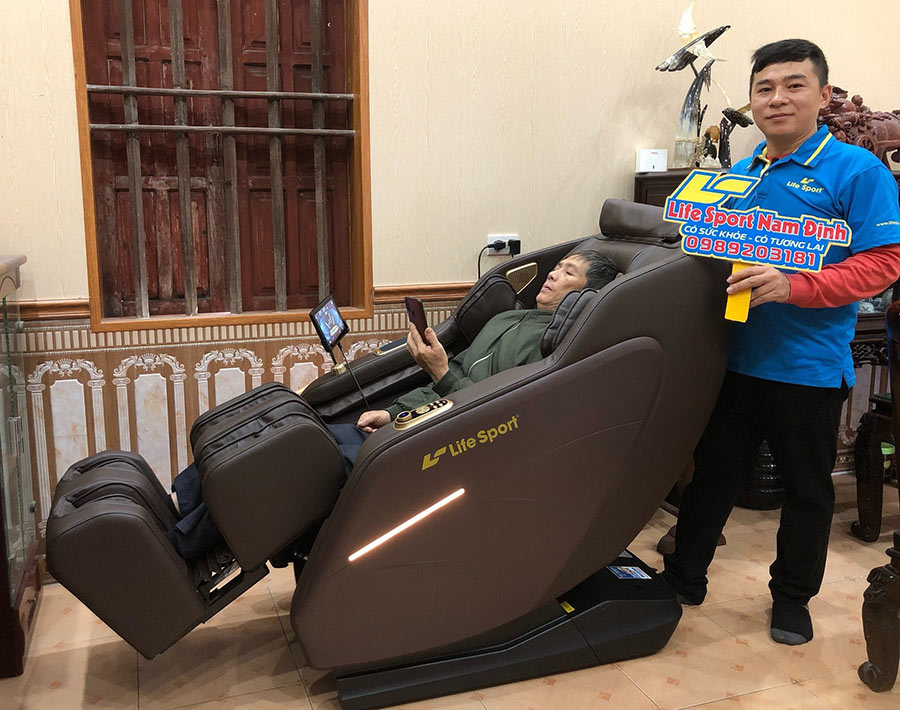Chú Hoàng Ở Nam Định Đã Chọn Ghế Massage Lifesport LS-369